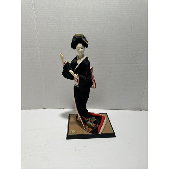 Vintage Japanese Doll Kimono Geisha Traditional‎ Folk Fine Art Japan 14” Tall